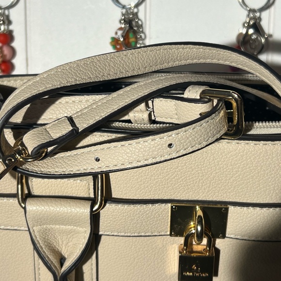 41 Hawthorn Cream Handbag - Picture 10 of 11